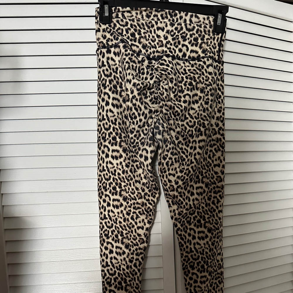 Cheetah or leopard scrunch butt leggings